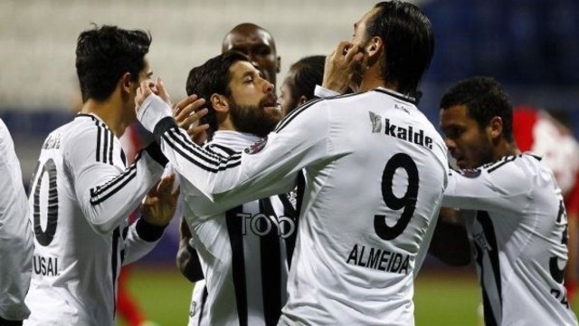 Canlı (izle) anlatım Beşiktaş Kasımpaşa maçı (LİG TV)